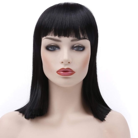 ?Tisha 14” JET BLACK BANG BOB Wig *NWT*? main image 5